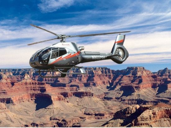 ヘリコプターで行く　グランドキャニオン・ウエスト＆谷底ランディング ＜片道約45分フライト／シャンパン＆軽食付き＞by Maverick