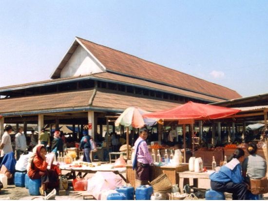 のどかな田舎町ルアンナムターを自由観光2泊3日の旅 少数民族の村へ訪問できる！ ＜宿泊／日本語ガイド／交通費＆宿泊付／ルアンパバーン発＞