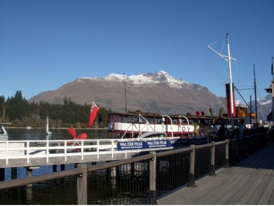 ワカティプ湖クルーズ＆ウォルターピーク牧場訪問ツアー 蒸気船アーンスロー号で優雅に湖上をクルーズ！＜クイーンズタウン発＞