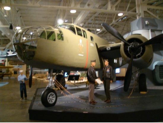 【貸切】真珠湾（パールハーバー）観光ツアー　アリゾナ記念館（自由散策）と戦艦ミズーリ記念館を貸切で見学！太平洋航空博物館付きプランあり＜日本語公認ガイド／午前＞