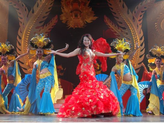 サイモンキャバレー チケット事前予約 豪華絢爛なニューハーフショー＜往復送迎／日本語ガイド／夕食付きプランあり＞