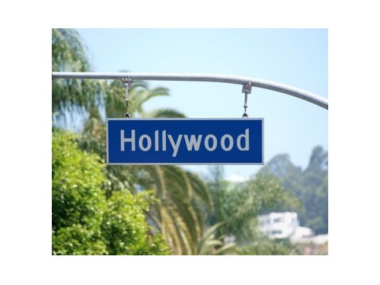 ソーファイ・スタジアム＆ザ・フォーラム　往復送迎シャトル ＜乗合／選べる出発地＞