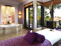 AYANA Resort and Spa Bali massage bed