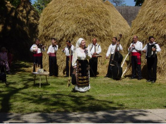 ブカレスト市内半日観光ツアー＜貸切／日本語または英語ガイド／ブカレスト発＞