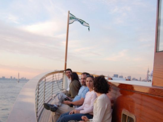 夜のニューヨーク　ジャズクルーズ ＜1.5時間／1ドリンク付き＞