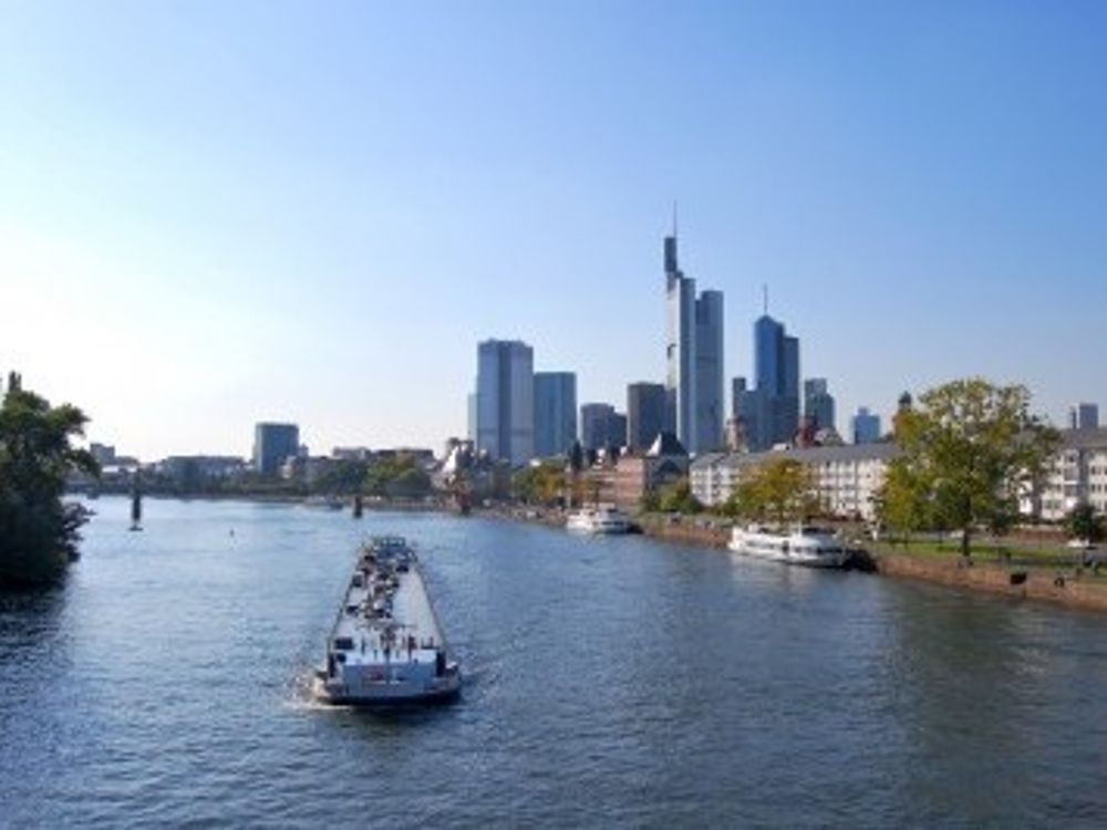 Kdラインクルーズ マイン川パノラマ遊覧クルーズ 4 12月 ドイツ フランクフルト 旅行の観光 オプショナルツアー予約 Veltra ベルトラ