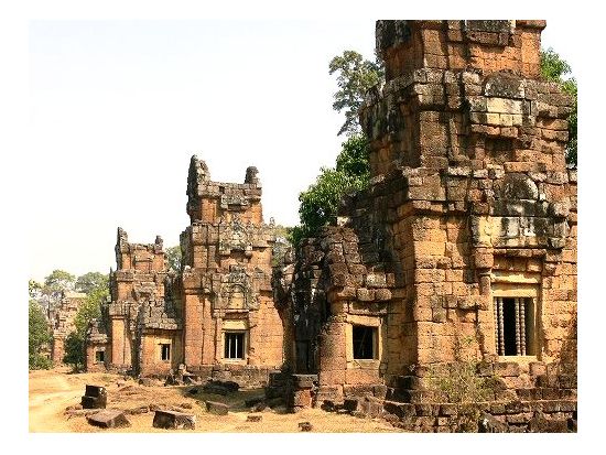 アンコール・トム遺跡ツアー  このツアーでしか訪れない遺跡9か所を巡る観光ツアー リピーターに人気＜混載／午前または午後／日本語ガイド＞