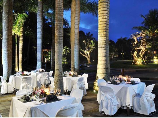 バリ島ウエディング　象に囲まれた幸せな空間で一生の思い出に残る結婚式☆エレファント・ウェディング