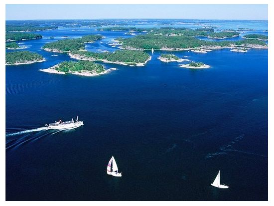 ストックホルム群島　1日満喫クルーズ ＜6～8月／ランチ＆ディナー付き＞