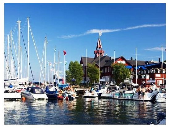 ストックホルム群島　1日満喫クルーズ ＜6～8月／ランチ＆ディナー付き＞