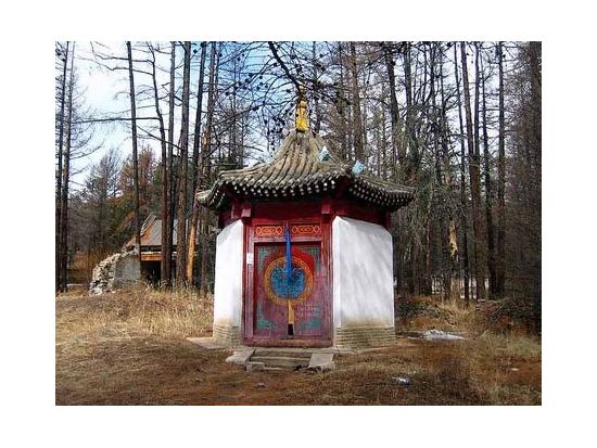 【2泊3日・5～10月限定】大草原を駆ける！たっぷり15kmの乗馬トレッキング＆テレルジ国立公園＜食事付き／日本語ガイド／ウランバートル発＞