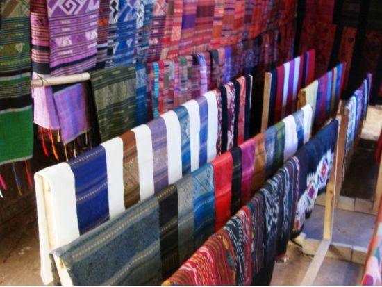 パクオー洞窟+市内観光ツアー＜1日/昼食付/ルアンパバーン発＞