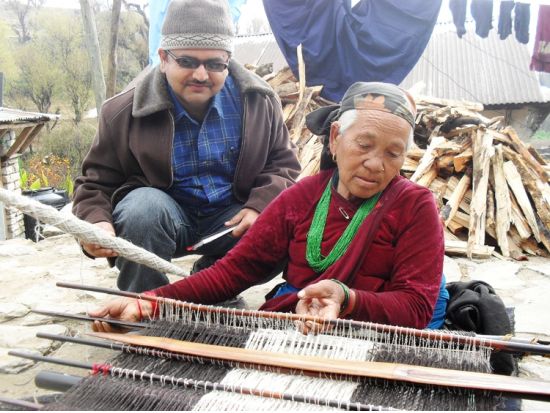 【カトマンズ発・2泊3日ツアー】自給自足のガーレ族のガーレ村でウルルン滞在＜ホテル送迎／日本語ガイド／食事付＞