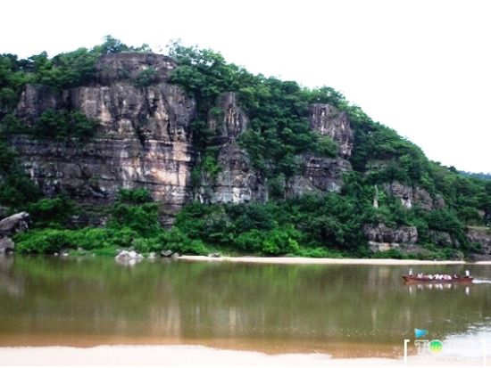 安東(アンドン)日帰りツアー☆郷土料理 塩サバ定食好評ランチ付！河回村＋芙蓉臺＋屏山書院＜毎日／終日／ホテル送迎付／日本語ガイド＞