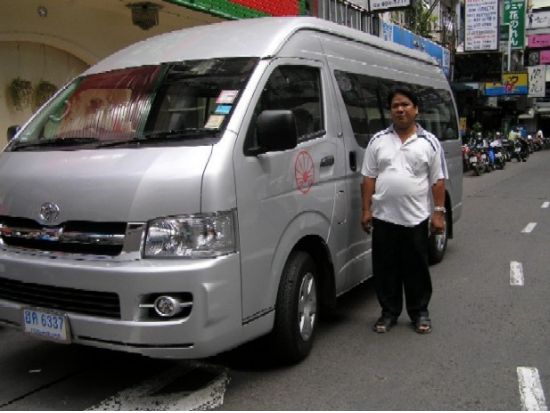 【空港送迎】スワンナプーム国際空港 ⇔ バンコク市内または郊外（パタヤなど）　チェックインお手伝いサービス付き ＜貸切／最大8名／日本語ガイド＞