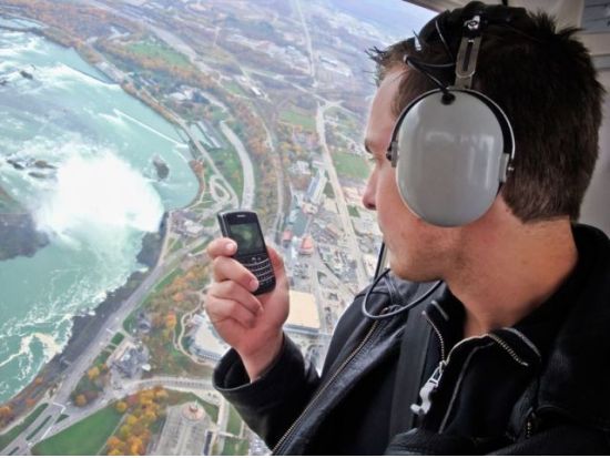 ナイアガラの滝　ヘリコプター遊覧飛行 ＜フライト時間9分／日本語オーディオガイド／ナイアガラ発＞