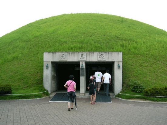 ソウル発！慶州観光ツアー　世界遺産「石窟庵と仏国寺」＋東洋最古の天文台「瞻星台」　新羅王朝の都で史跡巡り　KTX（高速鉄道）利用＜1日／日本語ガイド／昼食付＞