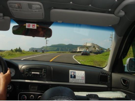 【空港送迎】済州国際空港 ⇔ 済州市内・西帰浦（ソギポ）市内 ＜貸切／日本語ドライバー／最大7名＞