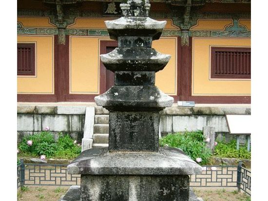 【釜山発・近郊観光ツアー】韓国で最も韓国らしい街・安東(アンドン)☆鳳亭寺＋屏山書院＋河回村＋芙蓉台＜終日／ホテル送迎付／日本語ガイド／昼食付＞