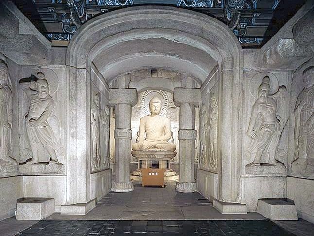 釜山発！慶州＆海印寺観光ツアー 3大世界遺産巡り 石窟庵と仏国寺＋瞻