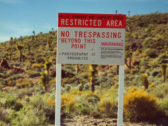 UFOゆかりの地で宇宙の謎に迫る「エリア51」ミステリー・ツアー＜月水土限定／貸切プランあり／英語ガイド＞