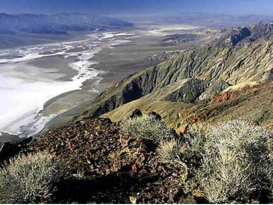 デスバレー国立公園 日帰り観光ツアー ゴーストタウン立ち寄り　貸切プランあり＜昼食付き／英語ガイド＞