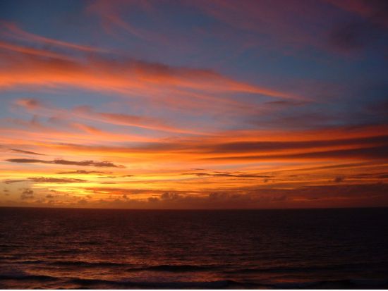 【貸切】誕生日や記念日に！世界遺産タマン・アユン寺院＋タナロット寺院の夕日観賞＋高級ヴィラでロマンチックディナー＜午後／日本語ガイド／夕食付＞