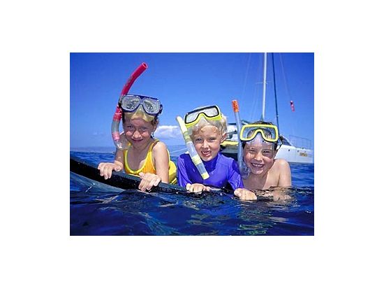 カアナパリ沖　セーリング＆シュノーケリングツアー ＜英語ガイド／食事・アルコール2杯付き＞