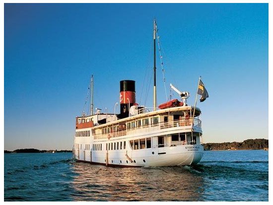 ストックホルム群島をめぐる　ディナークルーズ ＜3～11月／3時間＞