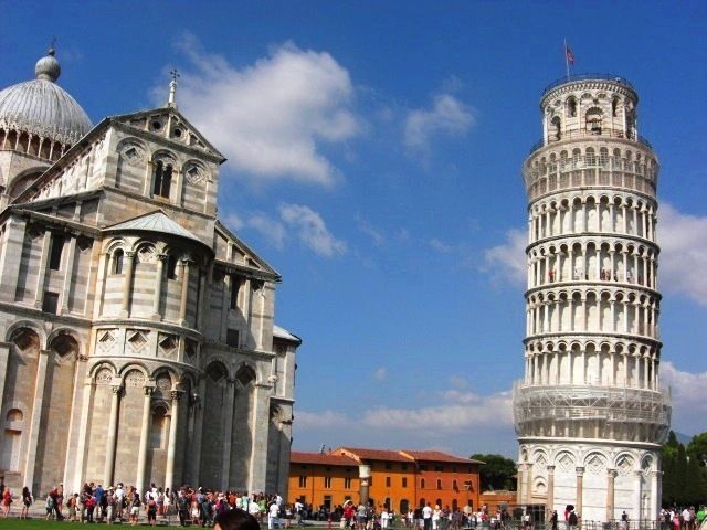 ピサの斜塔 | ローマ 旅行の観光・オプショナルツアー予約