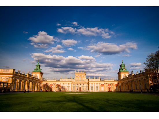 【都市間送迎】クラクフ市内ホテル⇔ワルシャワ市内ホテル＜貸切＞