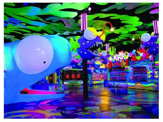 プーケットファンタシー入場券 安心の日本語ガイド付き！幻想的なテーマパークで感動の動物ショー ＜往復送迎／日本語ガイド／夕食付きプランあり＞