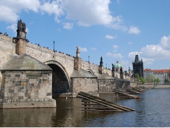 トラム体験つき！プラハ市内 半日ウォーキングツアー＜4時間／日本語ガイド／プラハ発＞