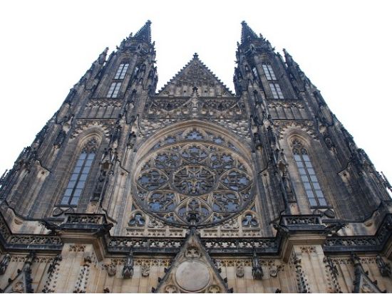 トラム体験つき！プラハ市内 半日ウォーキングツアー＜4時間／日本語ガイド／プラハ発＞