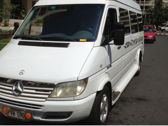 【空港送迎】ダニエル・K・イノウエ国際空港（旧ホノルル国際空港）⇔ ワイキキ地区ホテル　格安送迎シャトルサービス　by H.I.S.ハワイ