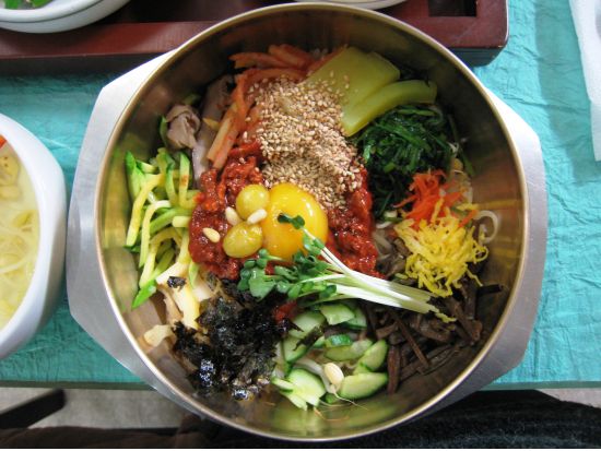 全州(チョンジュ)観光ツアー　800棟もの伝統家屋が残る全州韓屋村＆全州の魅力を巡る！全州名物のビビンパ付き＜1日／日本語ガイド／昼食付／ホテルお迎え付＞