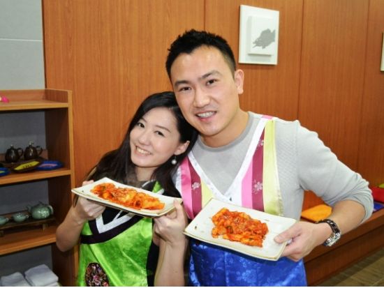 【韓国文化体験】ソウルキムチ文化体験館☆北村韓屋村に近い伝統あるエリアでキムチ作り(持ち帰り可)＜1時間～／日本語対応＞