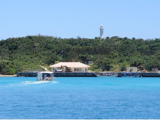 バラス島+鳩間島シュノーケリングツアー　無人島と有人島の2つの島周辺でシュノーケリング三昧！＜昼食付き／上原港または西部地区ホテル無料送迎／西表島＞