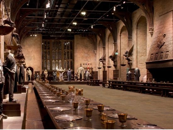 ハリー・ポッター・スタジオツアー ＜ヴィクトリアコーチステーション集合＞