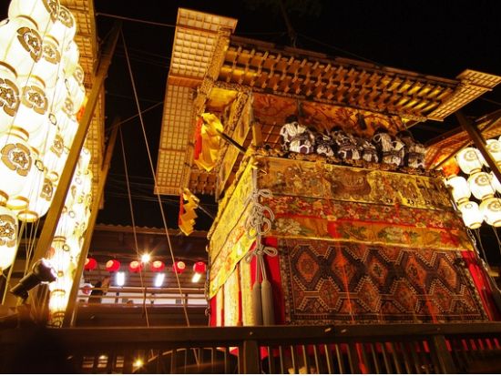 スカイバス京都 祇園祭ドライブコース（2026/7/13～7/16限定）＜京都駅発＞by おこしバス（京都定期観光バス）