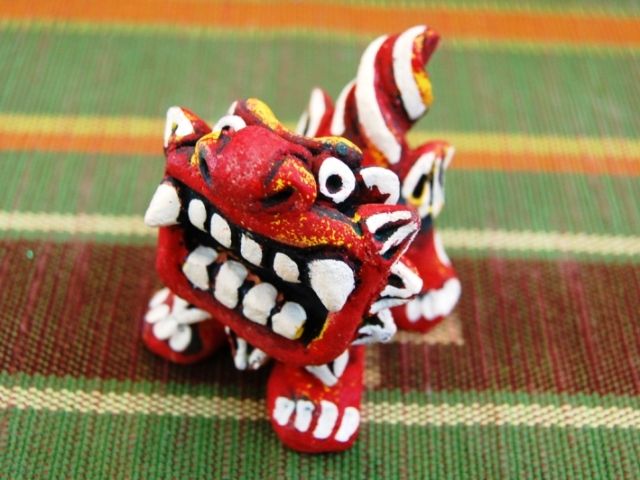 素焼きシーサー作り or 素焼きシーサー作り＋絵付け体験
