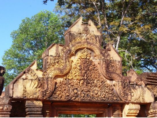 ベンメリア+バンテアイスレイ　郊外遺跡巡り＜選べる2～4遺跡プラン／昼食付＞