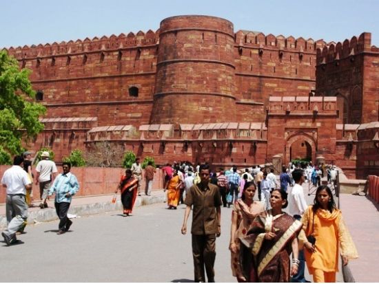 【3泊4日】インド旅行の定番・ゴールデントライアングル☆アグラ(タージマハル)+ジャイプール＋デリー＜貸切／日本語ガイド／宿泊＆食事付／デリー国際空港発着＞