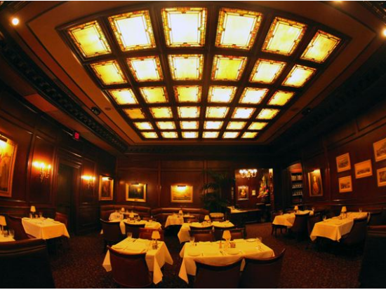 ハイズ・ステーキハウス　食事券＆事前予約　老舗高級ステーキハウスで味わう極上のステーキ＜夕食＞