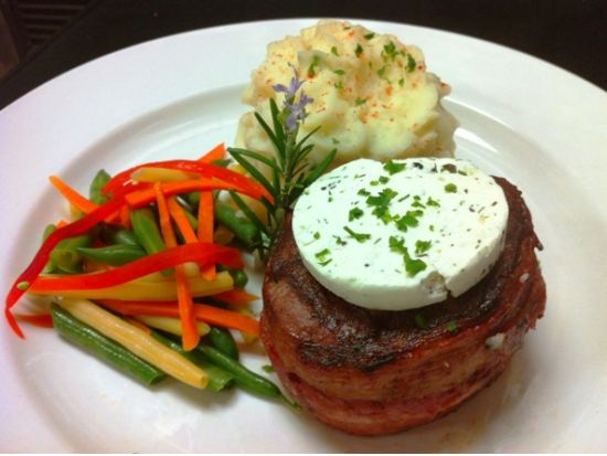 ハイズ・ステーキハウス　食事券＆事前予約　老舗高級ステーキハウスで味わう極上のステーキ＜夕食＞