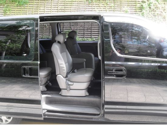 【貸切チャーター】ソウル市内を自由に観光　選べる時間（4～10時間)　空港お送りオプションあり！＜日本語ベテランガイド／最大12名＞ *車1台あたり料金