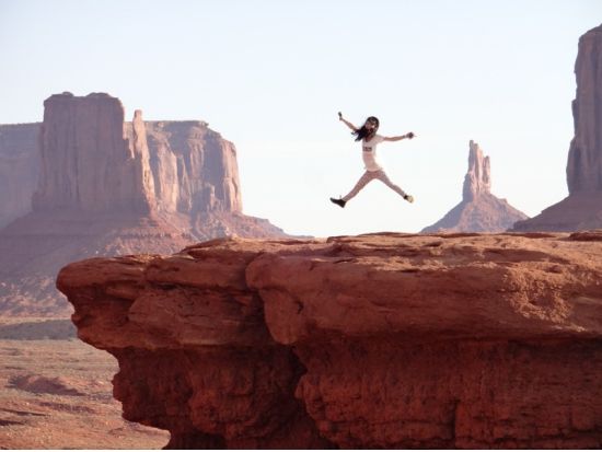 モニュメントバレーを網羅する日帰りツアー＜昼食付／日本語ガイド／セドナ発着＞