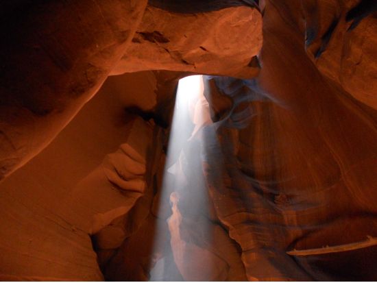 アンテロープキャニオン＋モニュメントバレー＋ホースシューベントを巡る日帰りツアー＜昼食付／日本語ガイド／セドナ発着＞