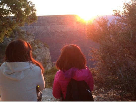 世界遺産グランドキャニオン国立公園 日帰りツアー＜昼食付／日本語ガイド／セドナ発着＞