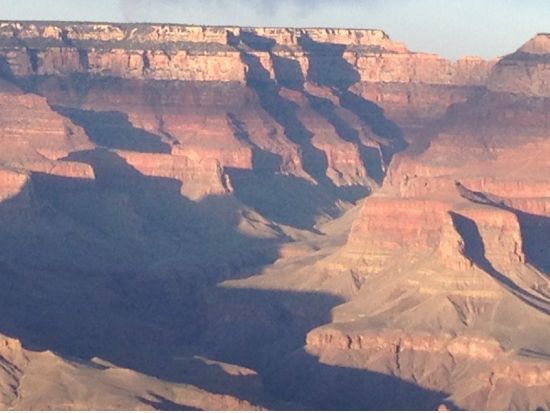 世界遺産グランドキャニオン国立公園 日帰りツアー＜昼食付／日本語ガイド／セドナ発着＞